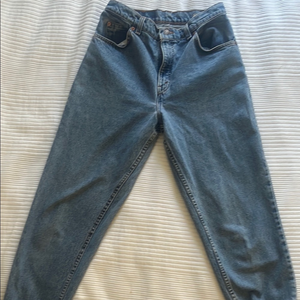Classic Blue Levi’s, tapered, Women's/unisex Jeans